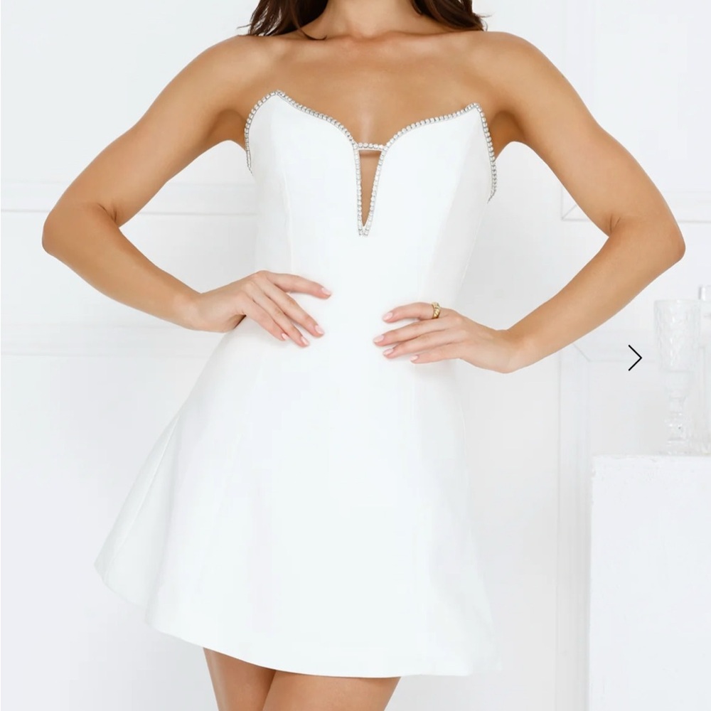 Hello Molly White Strapless Dress